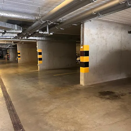 Apartament Z Balkonem I Garazem *