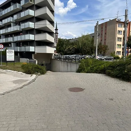 Apartament Z Balkonem I Garazem Bochnia